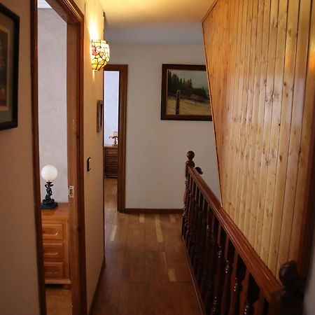 Casa Rural Cares Санта-Мария-де-Вальдеон Экстерьер фото